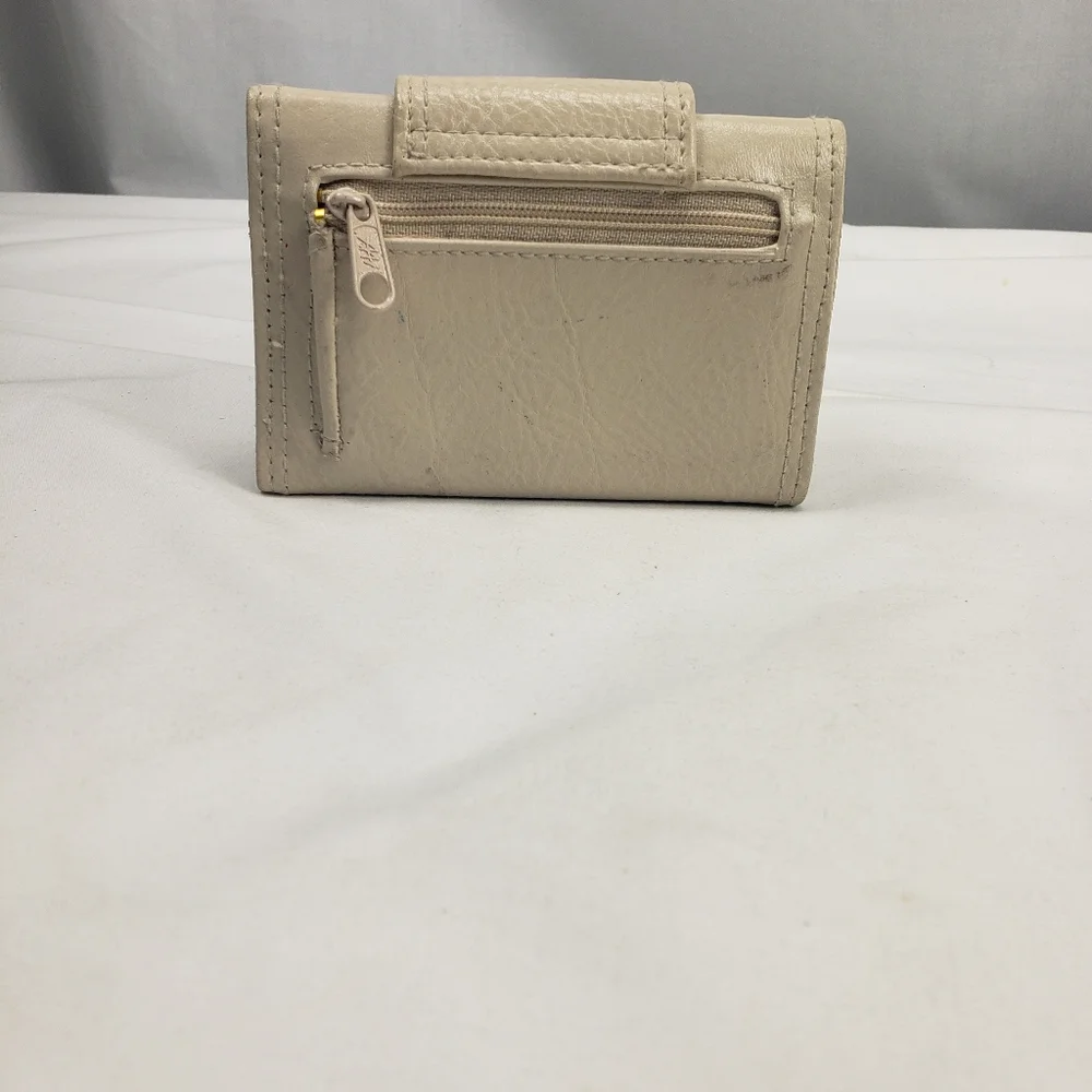 Basic Editions Small Wallet - Picture 2 of 8